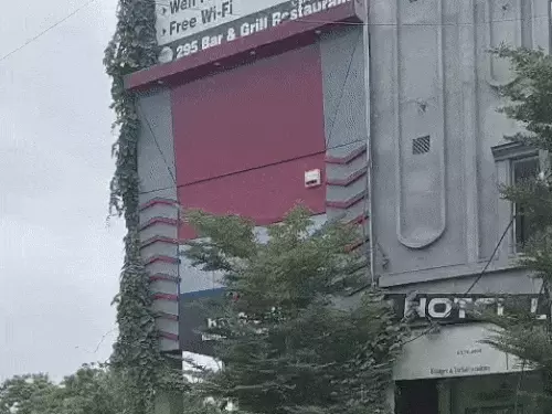 Sirsa Breaking News: Sirsa hotel couple suicide scene Haryana